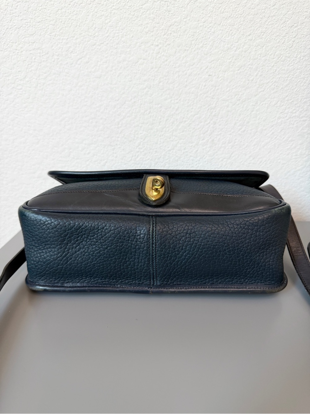 Dooney & Bourke Blue Leather Crossbody Bag with brass Hardware Vintage - Picture 6 of 11